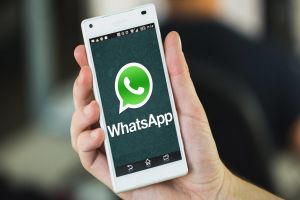 Уязвимости в WhatsApp позволяют удаленно взломать телефон 